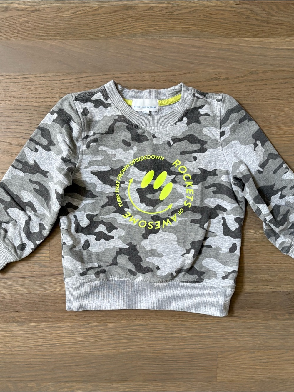 Kids Camo Sweatshirt with Neon Graphic - Gray/Green